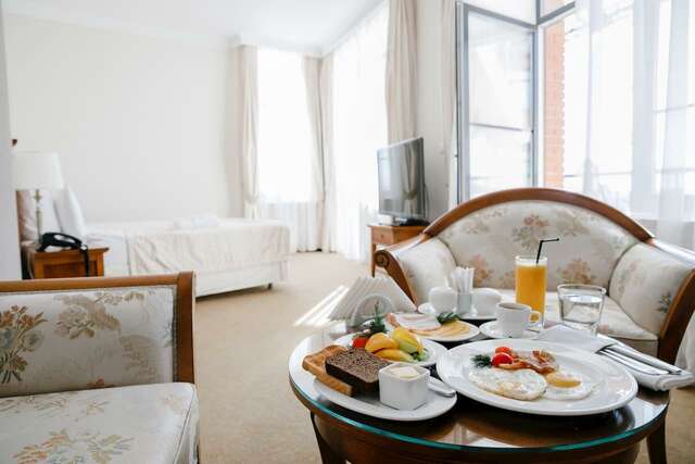 Гостиница Яр Оренбург-180